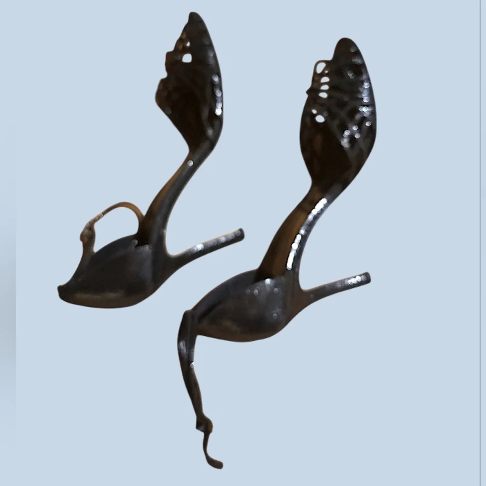 Kate Spade New York Dark Silver/Black Strappy Metallic Glitter Heels Size 7B